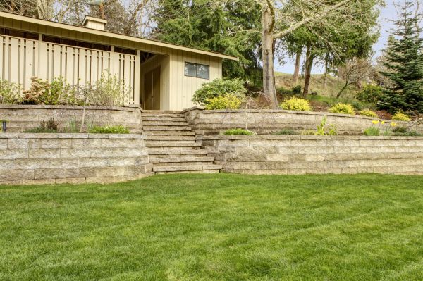 Retaining Wall Construction in Waterloo