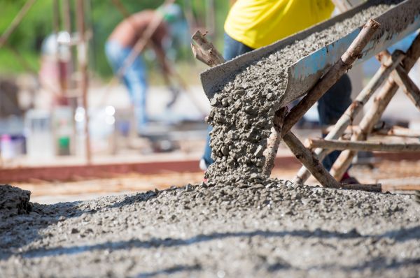 Outdoor Concrete Pouring in Waterloo