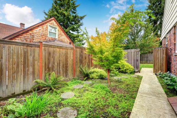 Backyard Walkway Construction in Waterloo